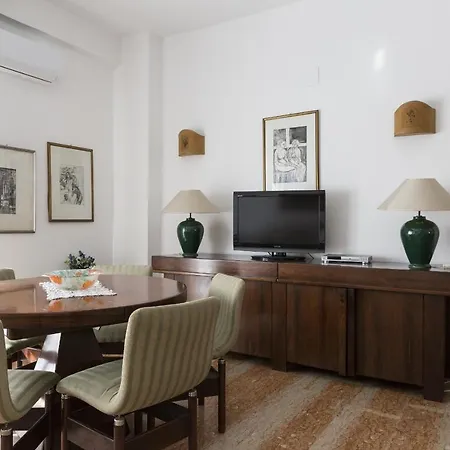 Classic Apartment Sistine Chapel